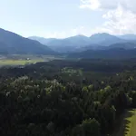 아파트 With Mountain View And Rivers Close By *