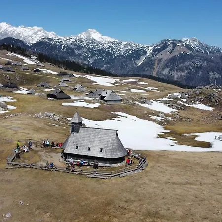 Apartamento With Mountain View And Rivers Close By *