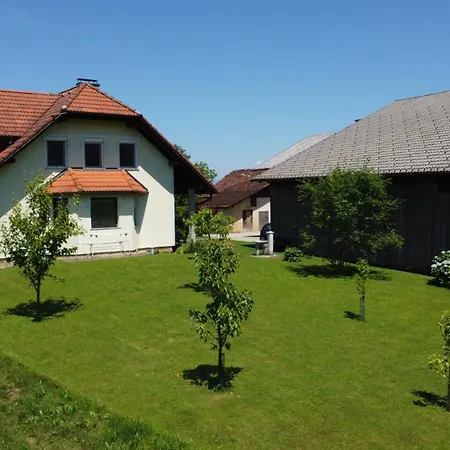 Apartamento With Mountain View And Rivers Close By *